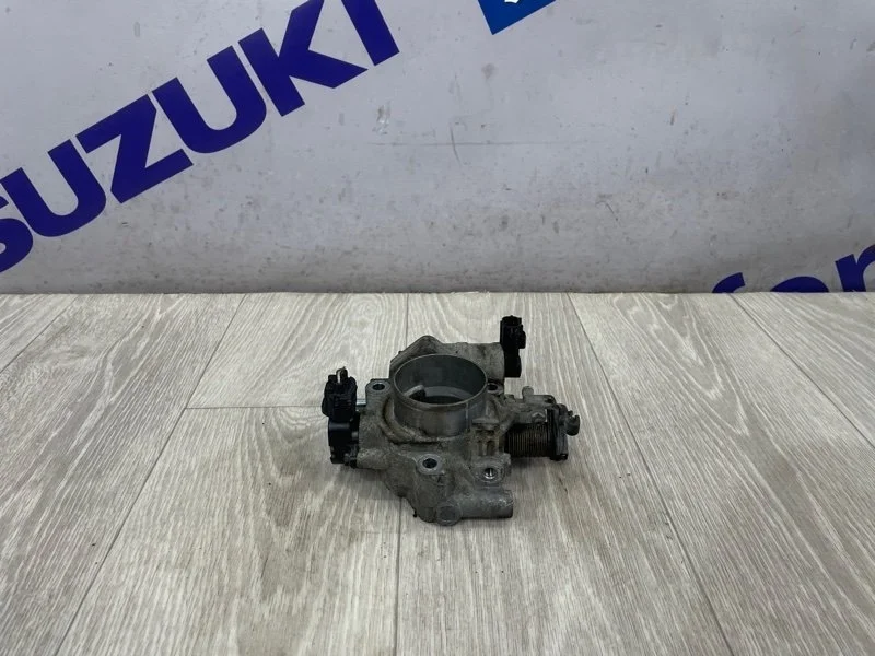 Дроссельная заслонка MAZDA 3 2005 BK