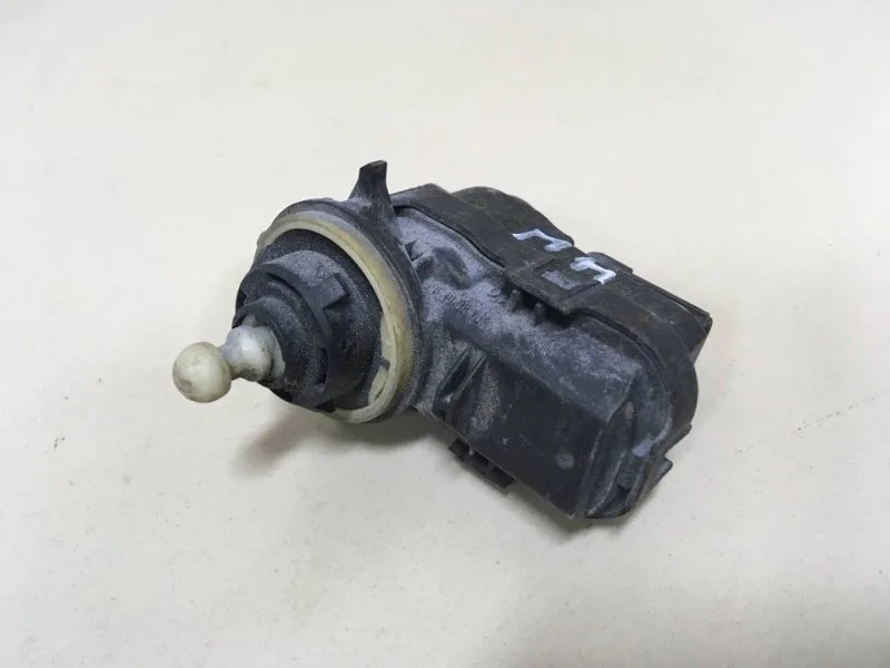 Моторчик корректора фары Citroen C5 2