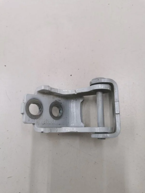 Петля двери нижняя Renault Kaptur H4M 438 2017