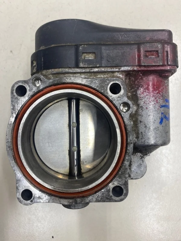 Заслонка дроссельная электрическая BMW 3-Series