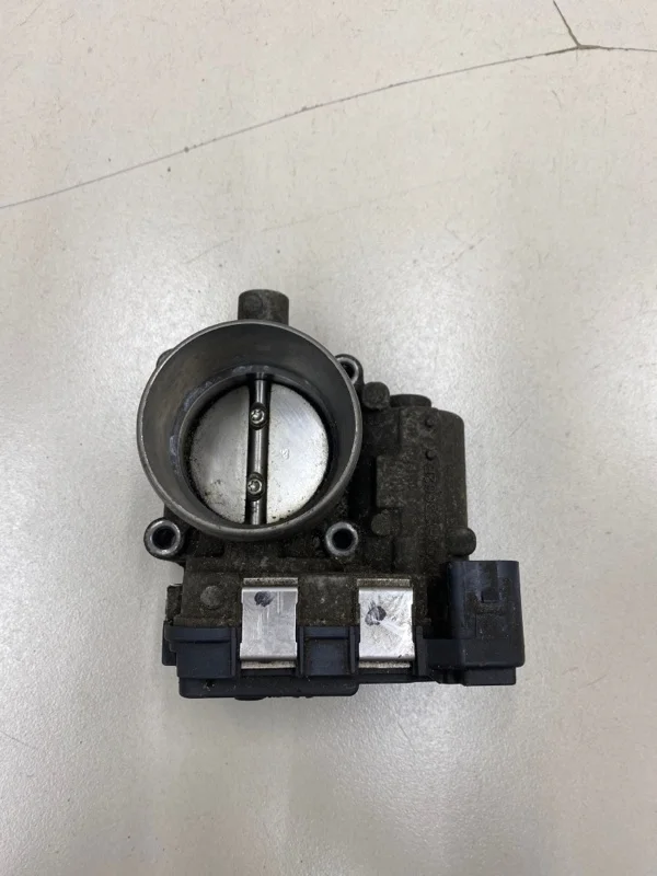 Заслонка дроссельная электрическая Volkswagen Polo