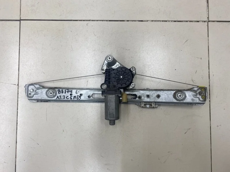 Стеклоподъемник электрический задний левый BMW