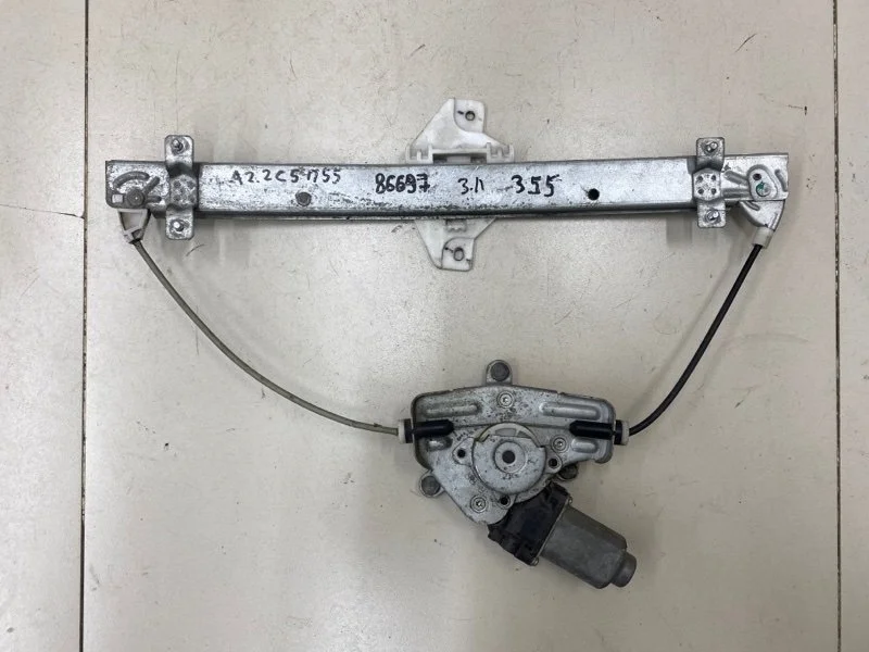 Стеклоподъемник элект. задний левый Hyundai