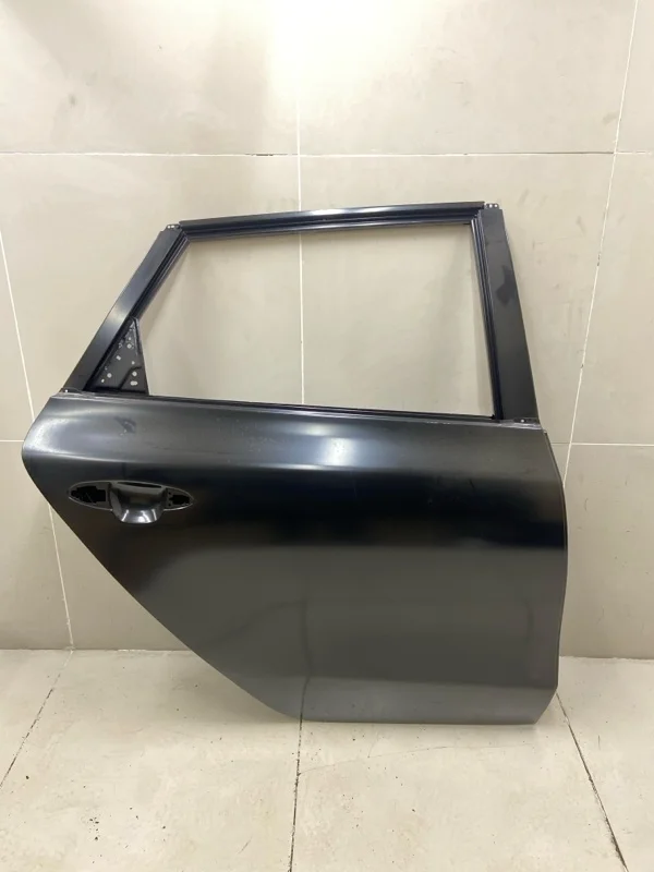 Дверь задняя правая Kia Ceed 2 JD УНИВЕРСАЛ