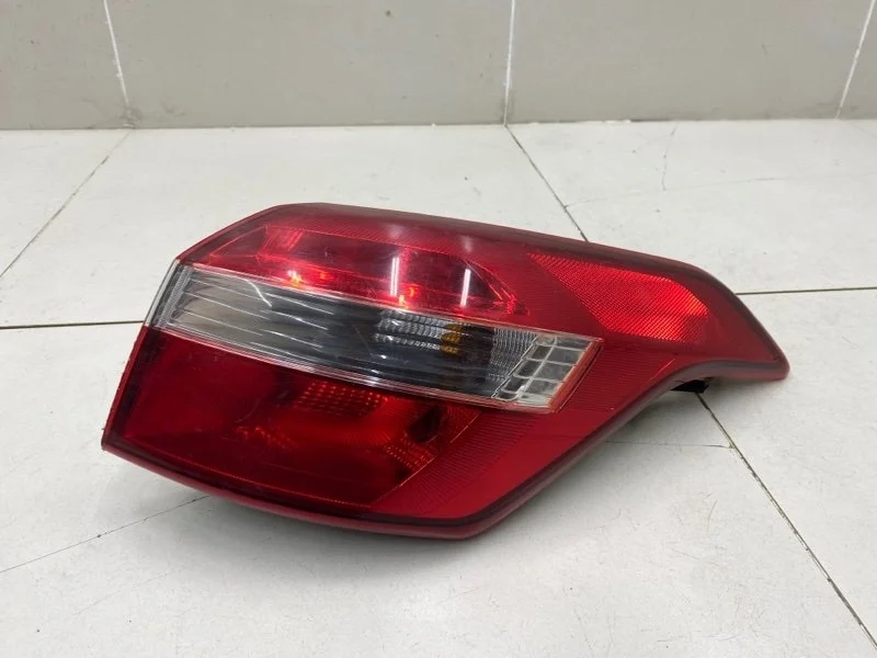 Фонарь наружный задний правый Hyundai Creta 1