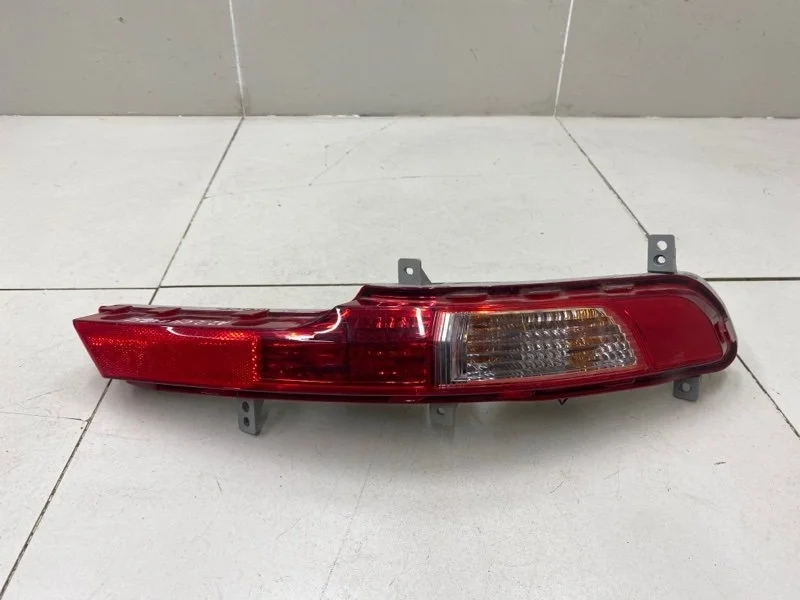 Фонарь в бампер задний правый Kia Sportage 3 SL