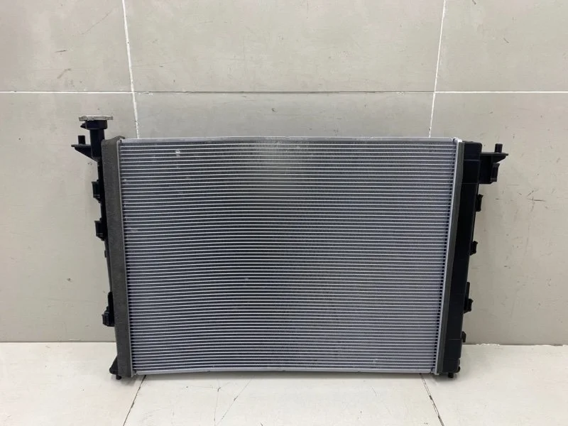 Радиатор основной Kia Sportage 3 SL