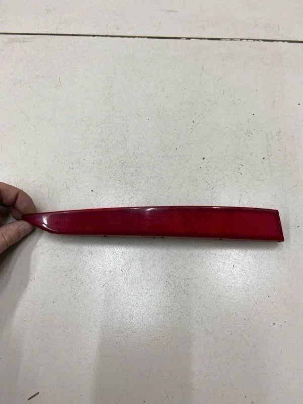 Отражатель в бампер задний правый Hyundai Solaris