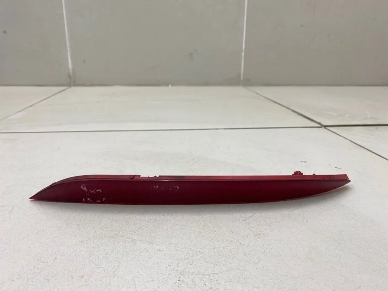 Отражатель в бампер задний правый Kia Cerato 3 YD