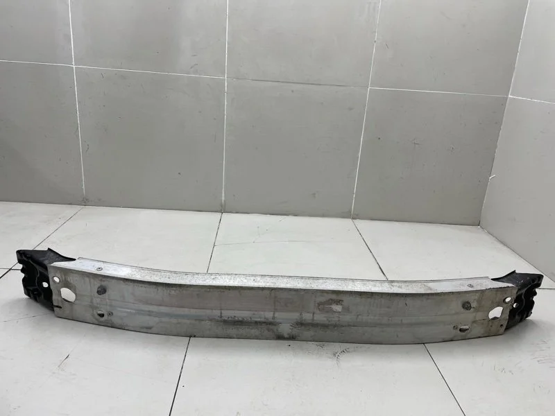 Усилитель бампера передний Toyota RAV4 XA50