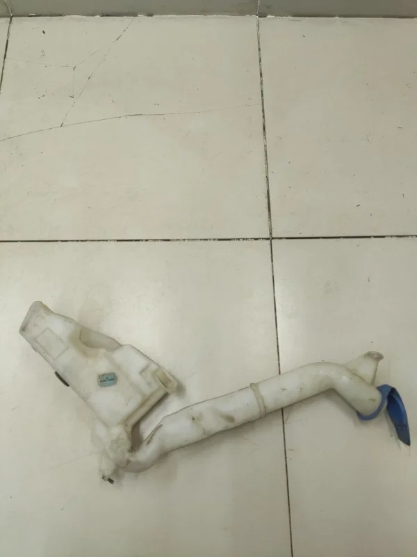 Бачок омывателя Skoda Fabia 2