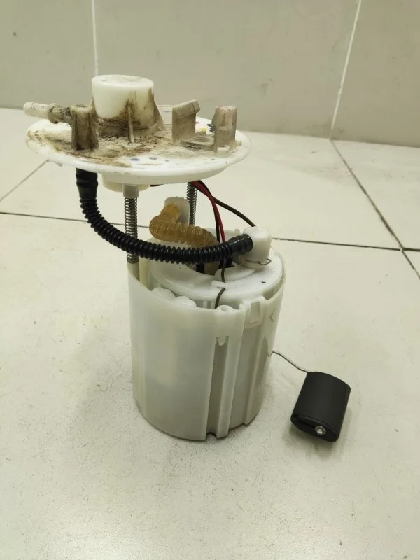 Насос топливный Hyundai Solaris 1 RB СЕДАН G4FC