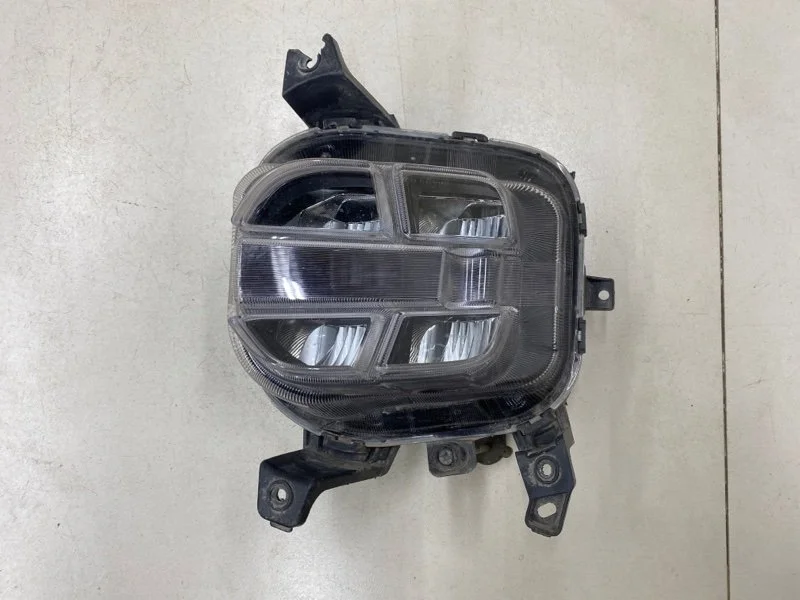 Фара противотуманная левая Kia Sportage 4 QL