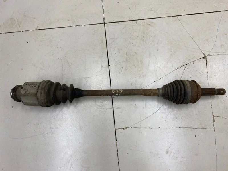 Полуось (привод) передний правый Mitsubishi