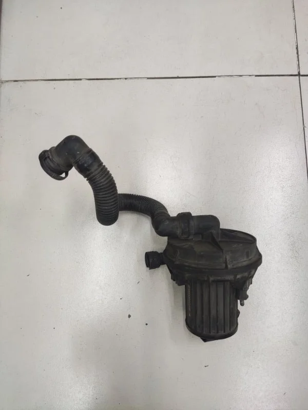 Насос воздушный Skoda Octavia A5