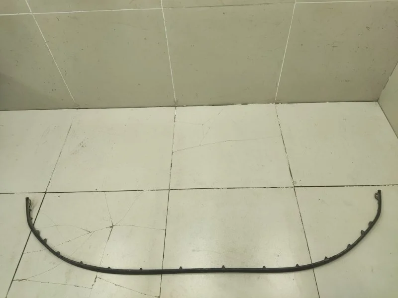 Спойлер бампера передний Hyundai Tucson 4 NX4