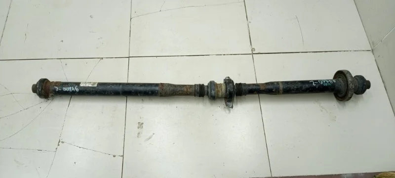 Вал карданный задний Volkswagen Touareg 2 7P6 CMTA