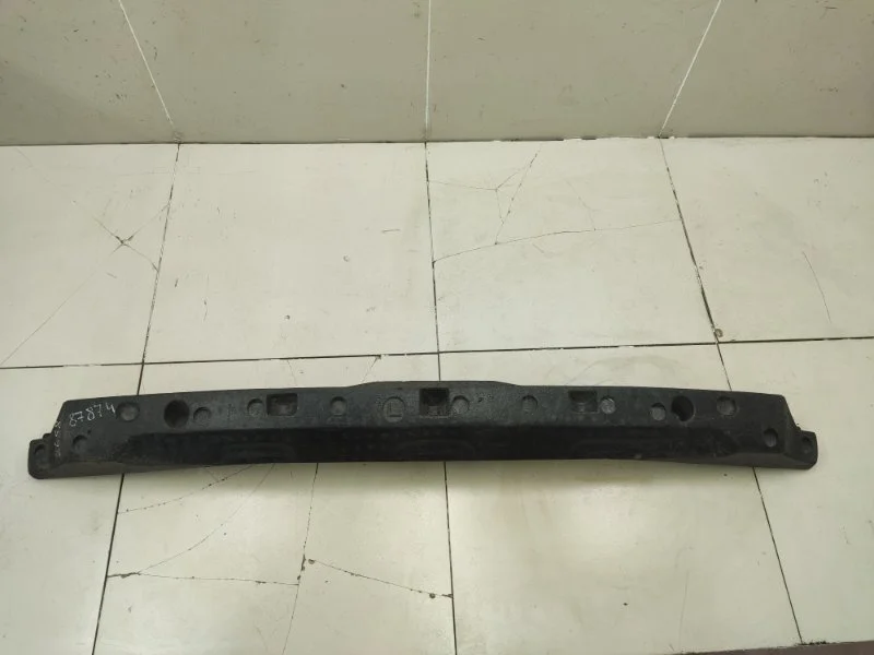 Наполнитель бампера передний Toyota Land Cruiser