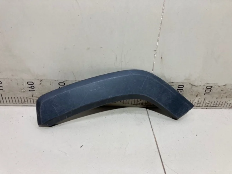 Молдинг двери задний левый Toyota Rav4 XA50