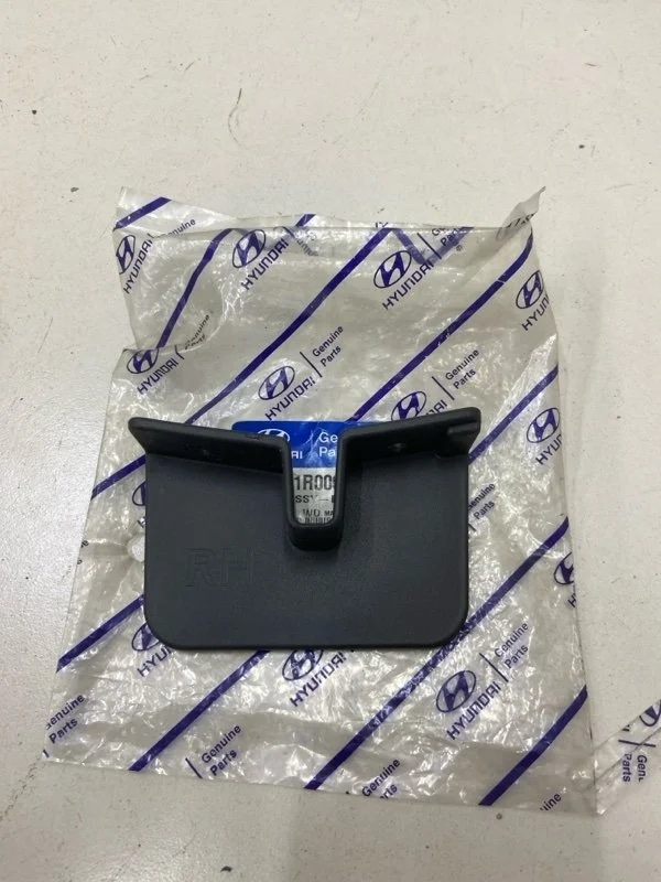 Брызговик задний правый Kia Rio 3 QB