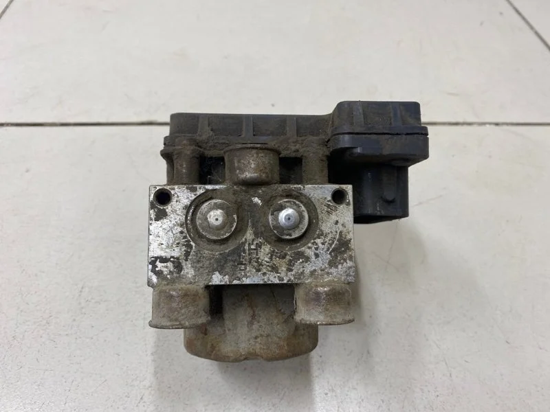 Блок ABS (насос) Mitsubishi Lancer 9 CS3A СЕДАН