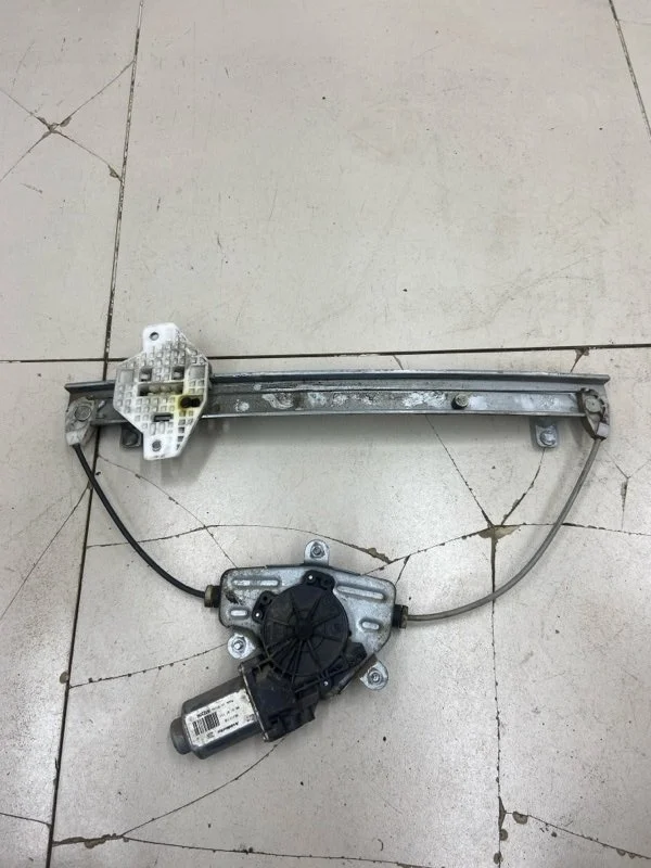 Стеклоподъемник элект. задний левый Hyundai