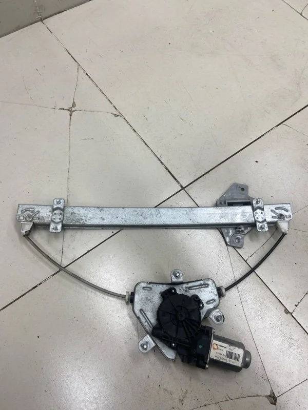 Стеклоподъемник электрический передний левый