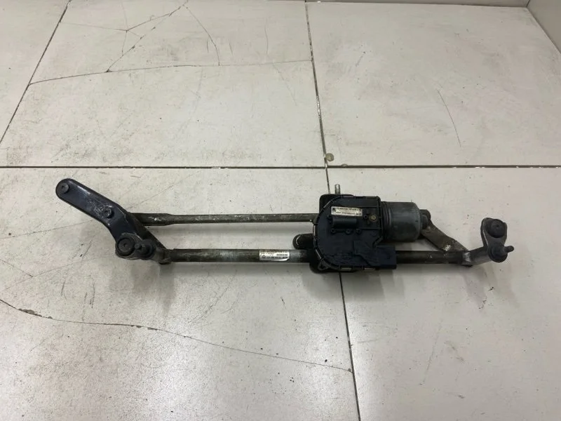 Трапеция стеклоочистителей передняя Skoda Octavia