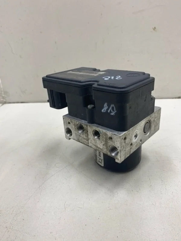 Блок ABS (насос) Chevrolet Cruze 1 J300 СЕДАН