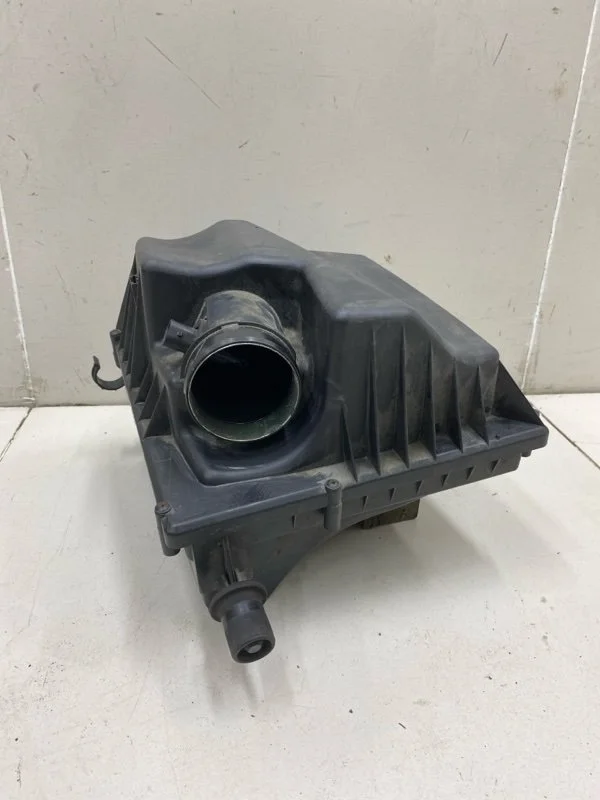 Корпус воздушного фильтра Chevrolet Cruze 1 J300