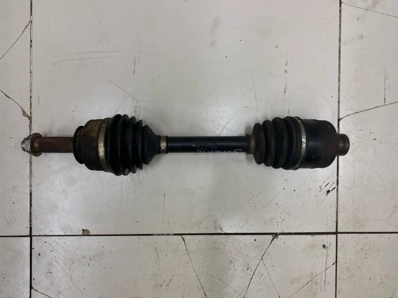 Полуось (привод) передний левый Kia Sorento 1 BL