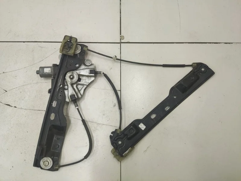 Стеклоподъемник электрический передний левый Opel