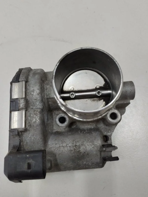 Заслонка дроссельная электрическая Ford Focus 3