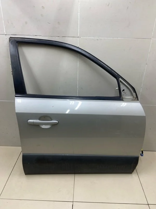 Дверь передняя правая Hyundai Tucson 1 JM D4EA 2.0