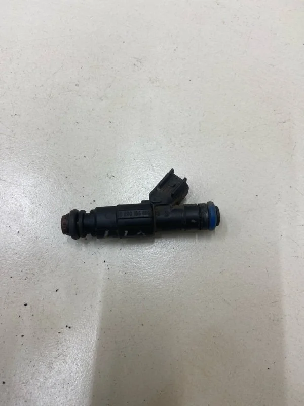 Форсунка топливная Ford Mondeo 3 B4Y СЕДАН CJBB