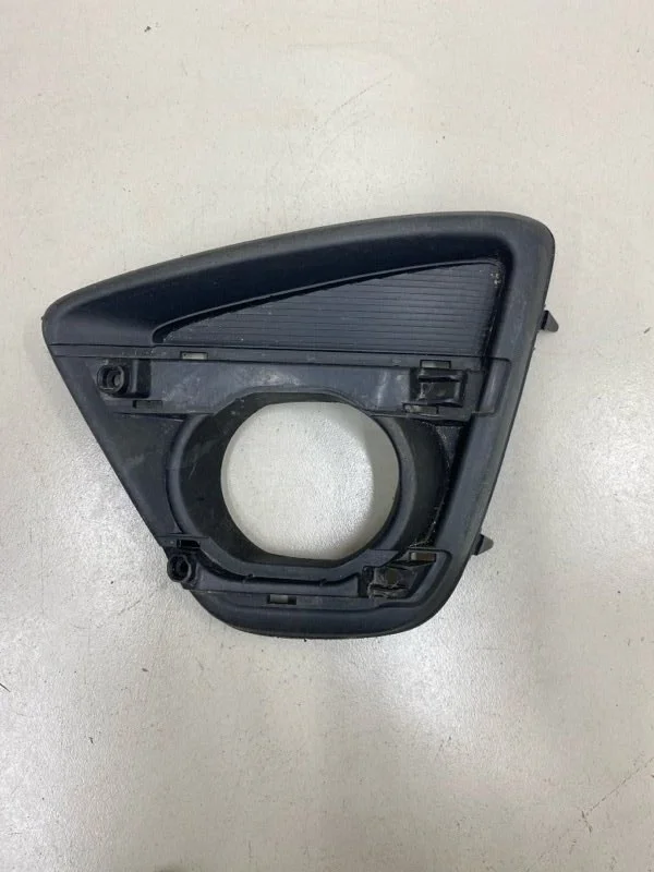 Рамка противотуманной фары левая Mazda CX-5 KE