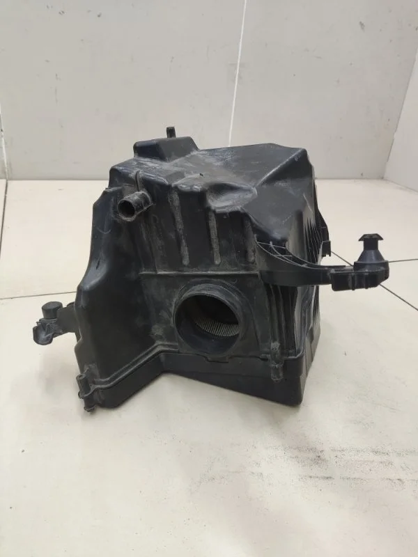 Корпус воздушного фильтра Ford Focus 2 СЕДАН