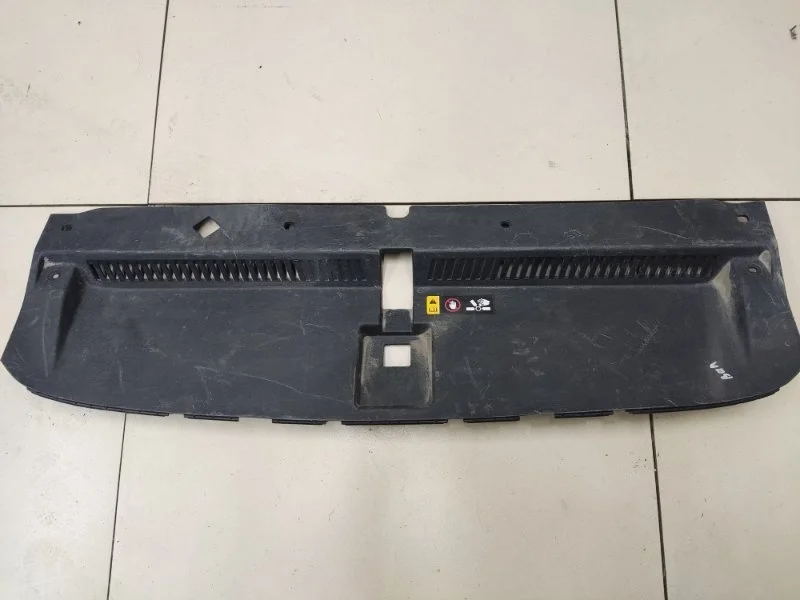 Кожух замка капота Hyundai Tucson 3