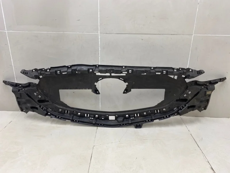 Решетка радиатора Mazda CX-5 KF