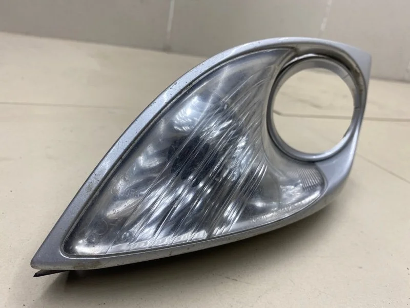 Повторитель поворота в бампер передний левый Mazda