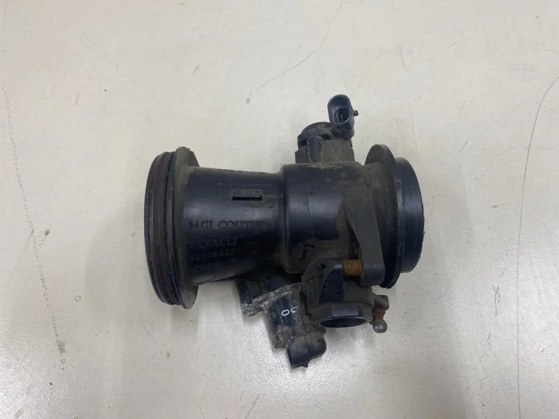 Заслонка дроссельная механическая Renault Logan 1