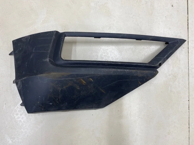 Накладка бампера передняя правая Volkswagen Tiguan