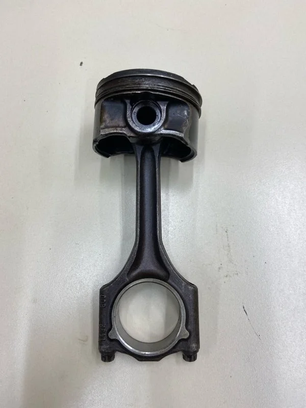 Поршень ДВС с шатуном BMW 3-Series E46 M54B25 2.5