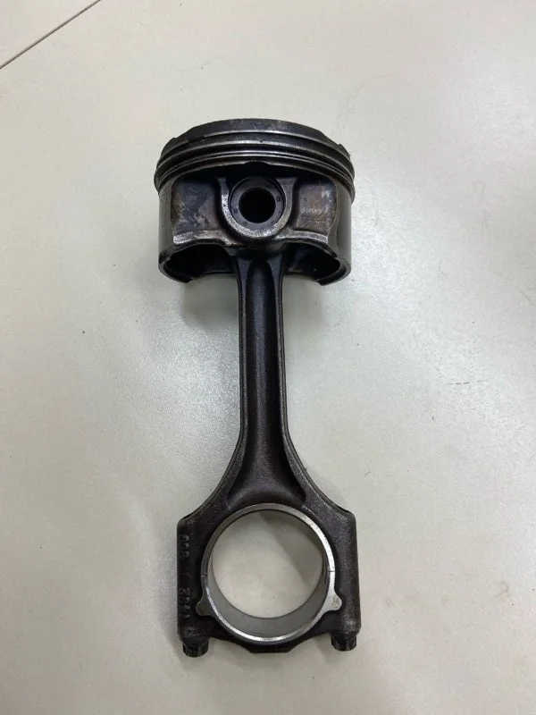 Поршень ДВС с шатуном BMW 3-Series E46 M54B25 2.5