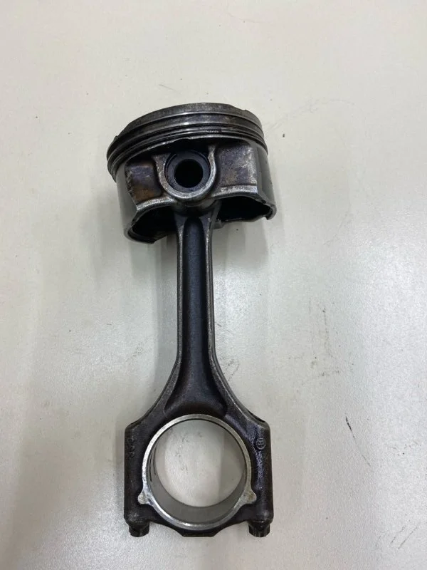 Поршень ДВС с шатуном BMW 3-Series E46 M54B25 2.5