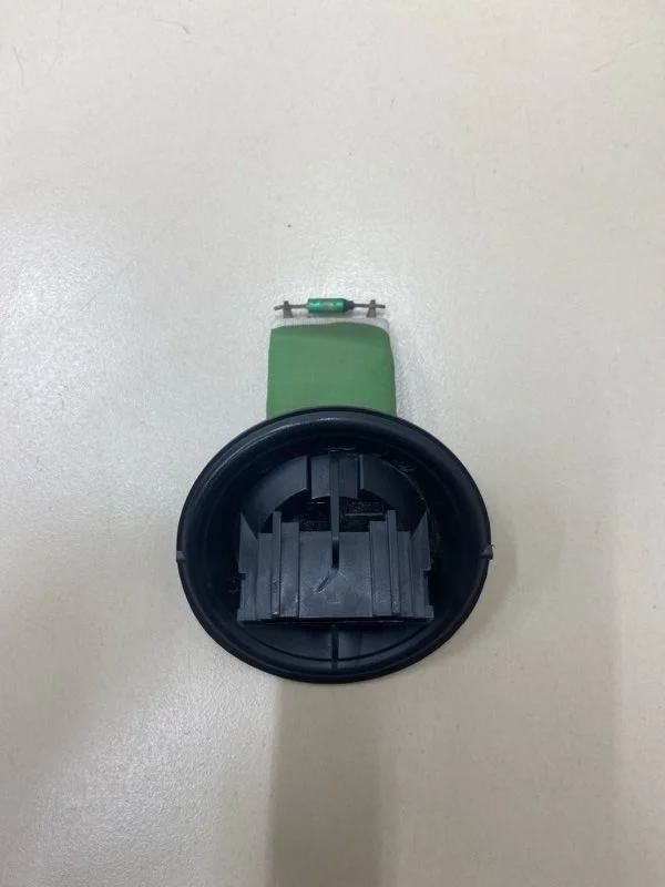 Резистор отопителя Volkswagen Polo 5 СЕДАН CWVA