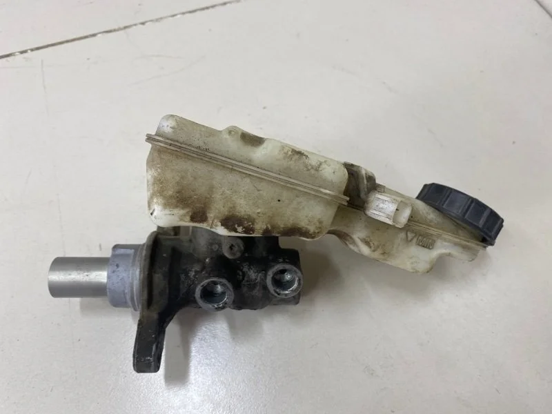 Цилиндр тормозной главный Ford Focus 3 СЕДАН PNDA