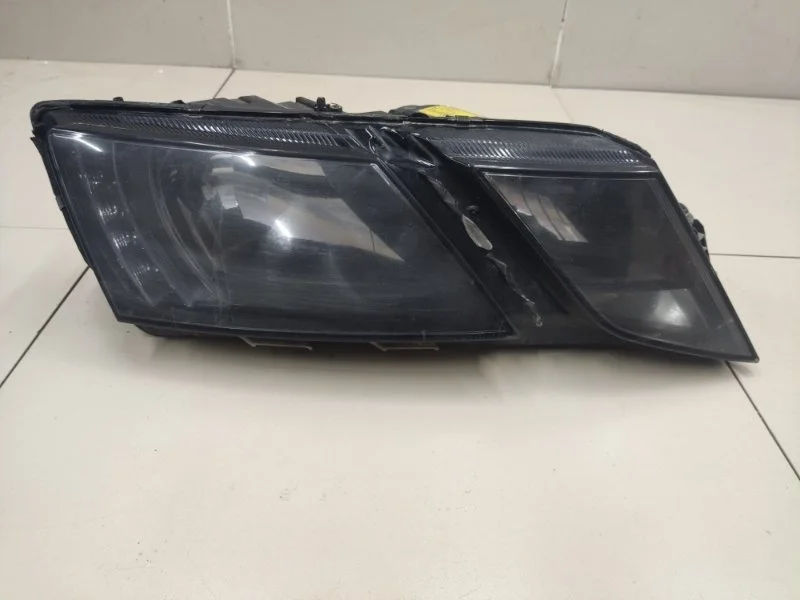 Фара правая Skoda Octavia A7 CWVA 2018