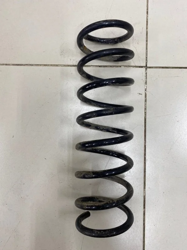 Пружина задняя Ford Focus 3 СЕДАН PNDA 1.6 БЕНЗИН