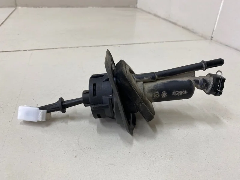 Цилиндр сцепления главный Ford Focus 2 СЕДАН ASDA